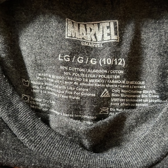 Avengers MARVEL size 10/12 short sleeve T-shirt multicolored - Picture 2 of 3